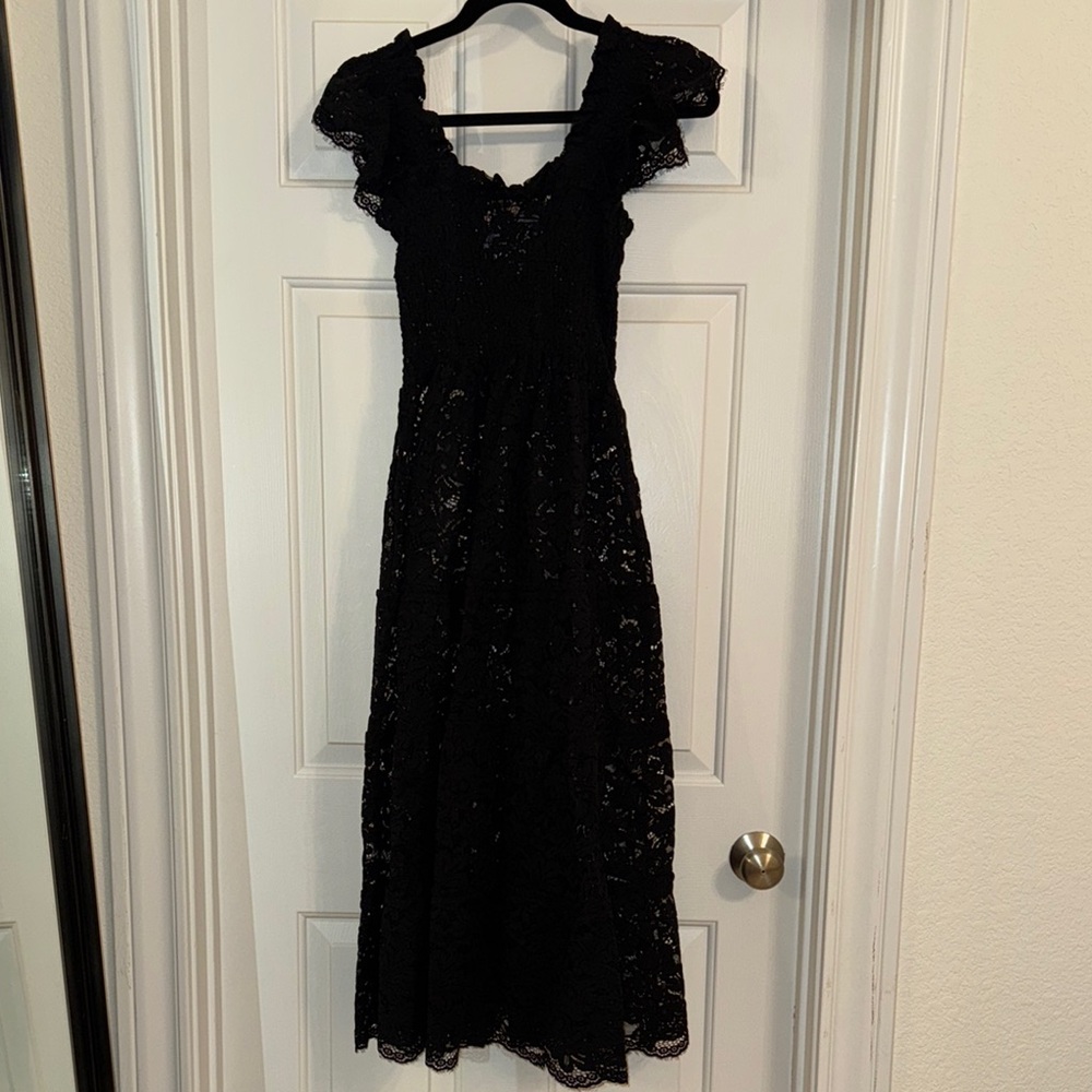 Elegant Black Lace Dress
